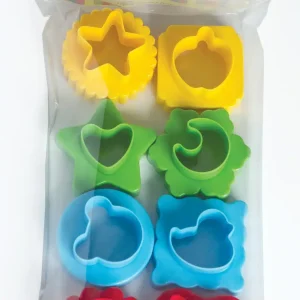 קורצנים צורות לבצק